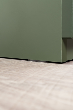 Шкаф для одежды Марион 16.340.03 дымчатый зеленый K521, олива шагрень AG 1050 ПВХ (собирается на любую сторону)