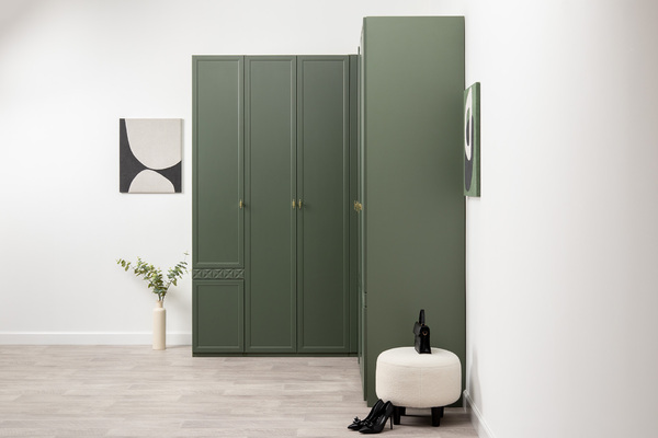 Шкаф-пенал Марион 16.340.01 дымчатый зеленый K521, олива шагрень AG 1050 ПВХ (собирается на любую сторону)