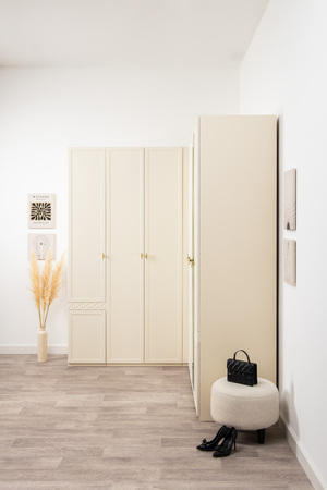 Шкаф-пенал Марион 16.340.01 слоновая кость С341 PE, слоновая кость 6898 ПВХ (собирается на любую сторону)